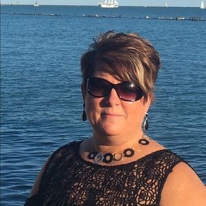 Meet your Posher, Shelley